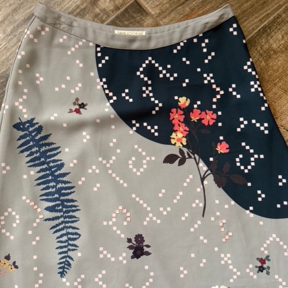 Anthropologie x SAHIL KOCHHAR Koyal Floral Applique Midi Skirt, (Sky)Gray Blue,M - Picture 4 of 13